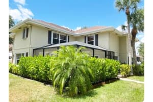 33 Clinton Ct, Royal Palm Beach, FL 33411, Sold 11/23/22