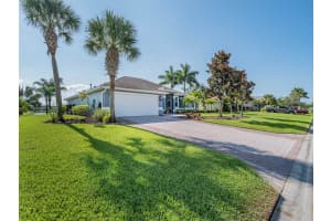 1015 Southlakes Way SW, Vero Beach, FL 32968, Sold 09/30/22