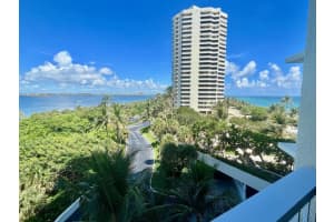 5070 N Ocean Dr, Riviera Beach, FL 33404, Sold 12/30/22