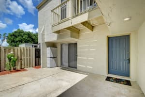12174 Regal Ct W, West Palm Beach, FL 33414, Sold 09/28/22