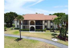 5901 Whispering Pine Way, Greenacres, FL 33463, Sold 01/27/23