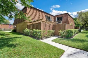 504 5th Ln, Greenacres, FL 33463, Sold 11/08/22