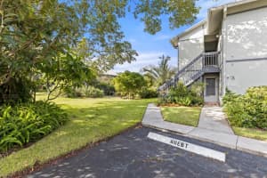 8164 SE Croft Cir, Hobe Sound, FL 33455, Sold 10/07/22