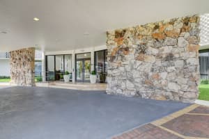 336 Golfview Rd, North Palm Beach, FL 33408, Sold 01/18/23