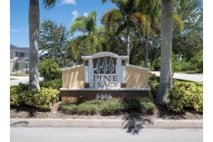 5440 NW Pine Trail Cir, Port St. Lucie, FL 34983, Sold 10/07/22