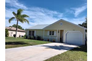 1438 SE North Balcourt Ct, Port St. Lucie, FL 34952, Sold 11/08/22
