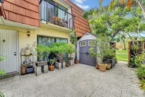 1565 Augusta Cir, Delray Beach, FL 33445, Sold 10/07/22