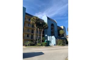 2786 Tennis Club Dr APT 404, West Palm Beach, FL 33417, Sold 09/13/22