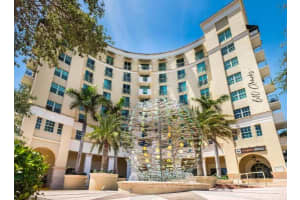 610 Clematis St, West Palm Beach, FL 33401, Sold 03/17/23