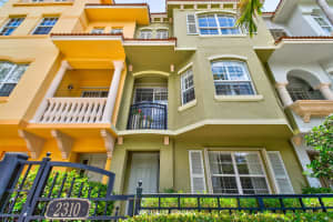 2310  Amalfi Way, Palm Beach Gardens, FL 33410 Sold 03/13/23