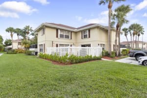 18 Amherst Ct, Royal Palm Beach, FL 33411, Sold 09/28/22