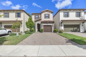 5040 Laurel Oak Dr, Riviera Beach, FL 33410, Sold 10/03/22