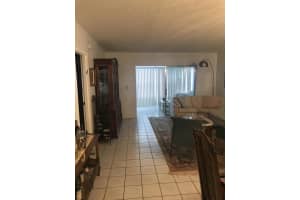 1025  Country Club Drive   408, Margate, FL 33063 Sold 10/19/22