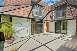 3042 SW Sunset Trace Circle, Palm City, FL 34990 Sold 12/08/22