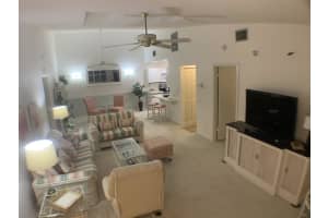 8387 SE Croft Circle   Q7, Hobe Sound, FL 33455 Sold 10/26/22