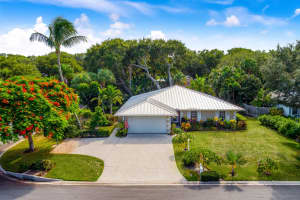 6  Lantana Lane, Sewalls Point, FL 34996 Sold 12/12/22