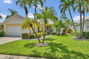 8589  Doverbrook Drive, Palm Beach Gardens, FL 33410 Sold 10/25/22