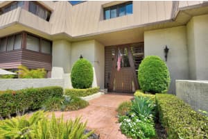 1800 SE Saint Lucie Boulevard   2-105, Stuart, FL 34996 Sold 02/10/23