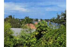 2950 SE Ocean Boulevard   109-403, Stuart, FL 34996 Sold 11/07/22