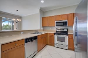 389  River Bluff Lane, Royal Palm Beach, FL 33411 Sold 01/06/23