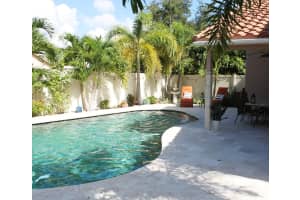 1604 Oak Berry Cir, Wellington, FL 33414, Sold 10/26/22