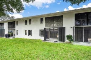 9704 Sills Dr E, Boynton Beach, FL 33437, Sold 10/13/22