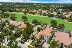 8077 Valhalla Dr, Delray Beach, FL 33446, Sold 01/27/23