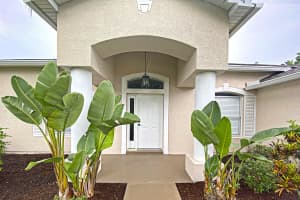 263  37th Drive  SW, Vero Beach, FL 32968 Sold 11/17/22