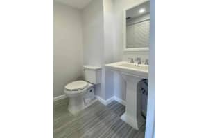 2080  Canter Way   Barn, Wellington, FL 33414 Sold 11/07/22