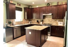 8827  Willow Cove Lane, Lake Worth Beach, FL 33467 Sold 10/31/22