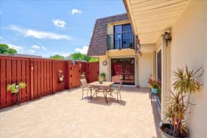 2406 SW 15 Street, Deerfield Beach, FL 33442 Sold 11/04/22