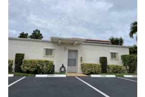 2651  Boundbrook Boulevard   103, West Palm Beach, FL 33406 Sold 12/20/22