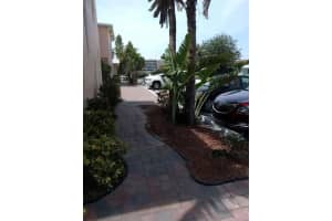 3212 NE 9th St, Pompano Beach, FL 33062, Sold 10/11/22