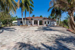 16219 Hollow Tree Ln, Wellington, FL 33470, Sold 02/28/23
