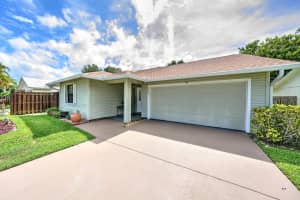 6750 SE Raintree Avenue, Stuart, FL 34997 Sold 11/14/22