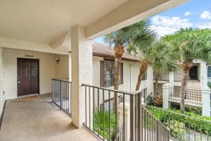 3423 Jog Park Dr, Greenacres, FL 33467, Sold 11/17/22