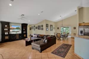 2820 Hampton Cir W, Delray Beach, FL 33445, Sold 09/30/22