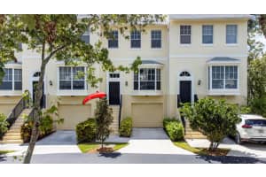 1625 42nd Square, Vero Beach, FL 32960, Sold 01/06/23