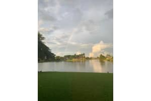 2552 SW 23rd Cranbrook Dr, Boynton Beach, FL 33436, Sold 01/20/23