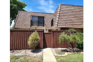 2660 SW 15th St, Deerfield Beach, FL 33442, Sold 10/07/22