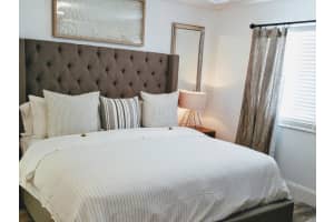 353 S Us Highway 1    E308, Jupiter, FL 33477 Sold 10/04/22