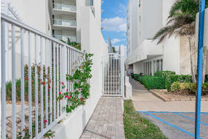 3581 S Ocean Boulevard   5b, South Palm Beach, FL 33480 Sold 10/13/22