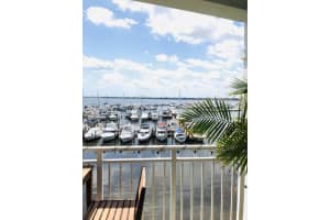 815 NW Flagler Ave, Stuart, FL 34994, Sold 10/03/22