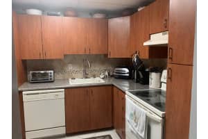 4304 NW 9th Ave, Pompano Beach, FL 33064, Sold 04/28/23