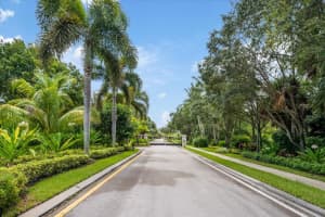 1810  Palisades Drive, West Palm Beach, FL 33411 Sold 10/28/22