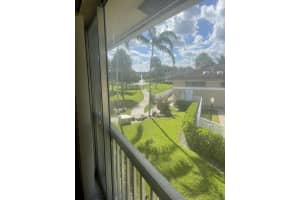 10062 Twin Lakes Dr, Coral Springs, FL 33071, Sold 01/26/23