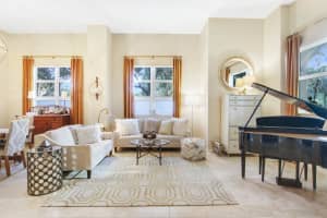 403 S Sapodilla Avenue   104, West Palm Beach, FL 33401 Sold 09/30/22