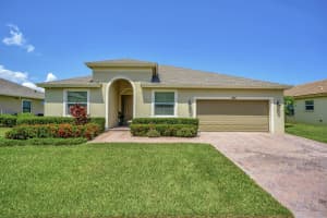 881  Bent Creek Drive, Fort Pierce, FL 34947 Sold 12/15/22