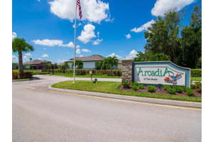 6274  Arcadia Sq Square, Vero Beach, FL 32966 Sold 10/12/22