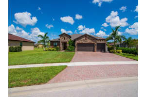 6274  Arcadia Sq Square, Vero Beach, FL 32966 Sold 10/12/22